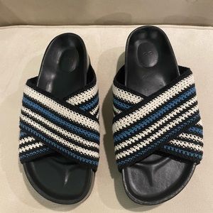 Co Criss-Cross Crochet Slides Royal blue/White/Black Size 40/10USA